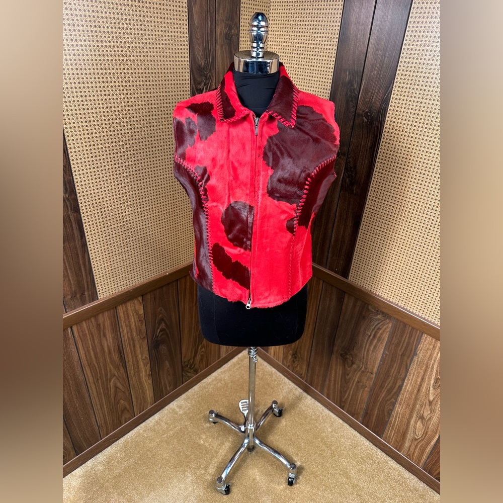 VINTAGE PATTY LEWIS DYED RED COW HIDE LEATHER FUR VEST JACKET COAT SMALL